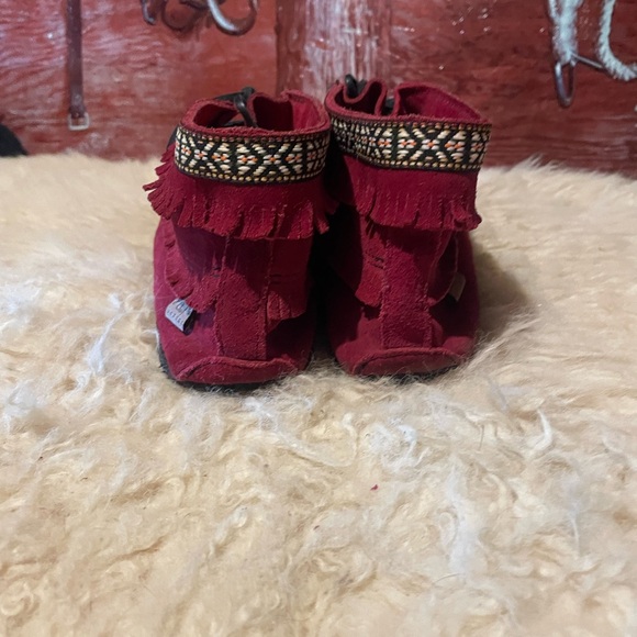 Laurentian Chief suede fringe moccasins - Picture 8 of 11